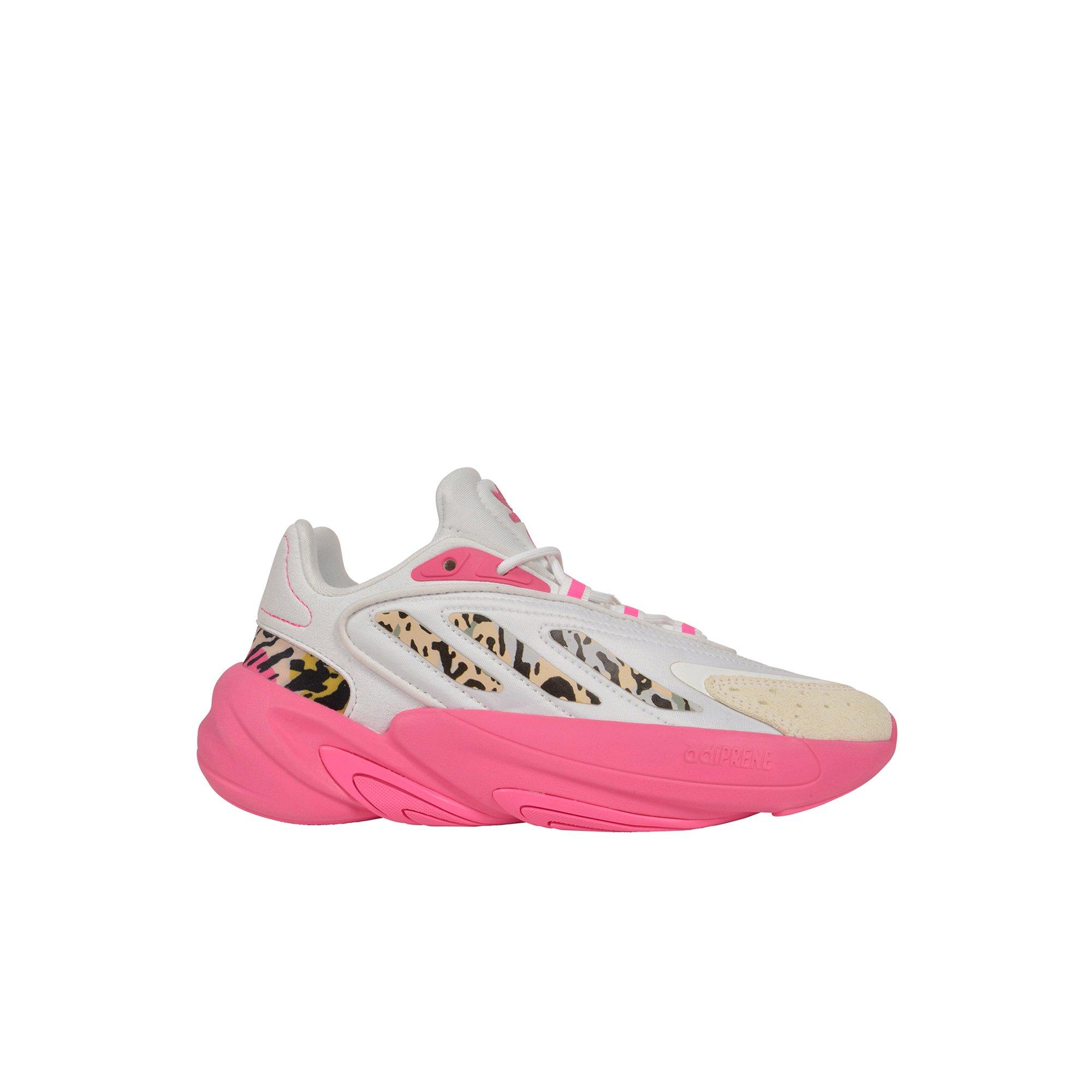 Toddler girl hotsell pink adidas shoes